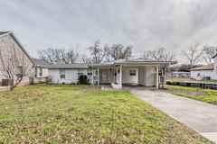 5805 Aton Ave - Photo 1 of 1
