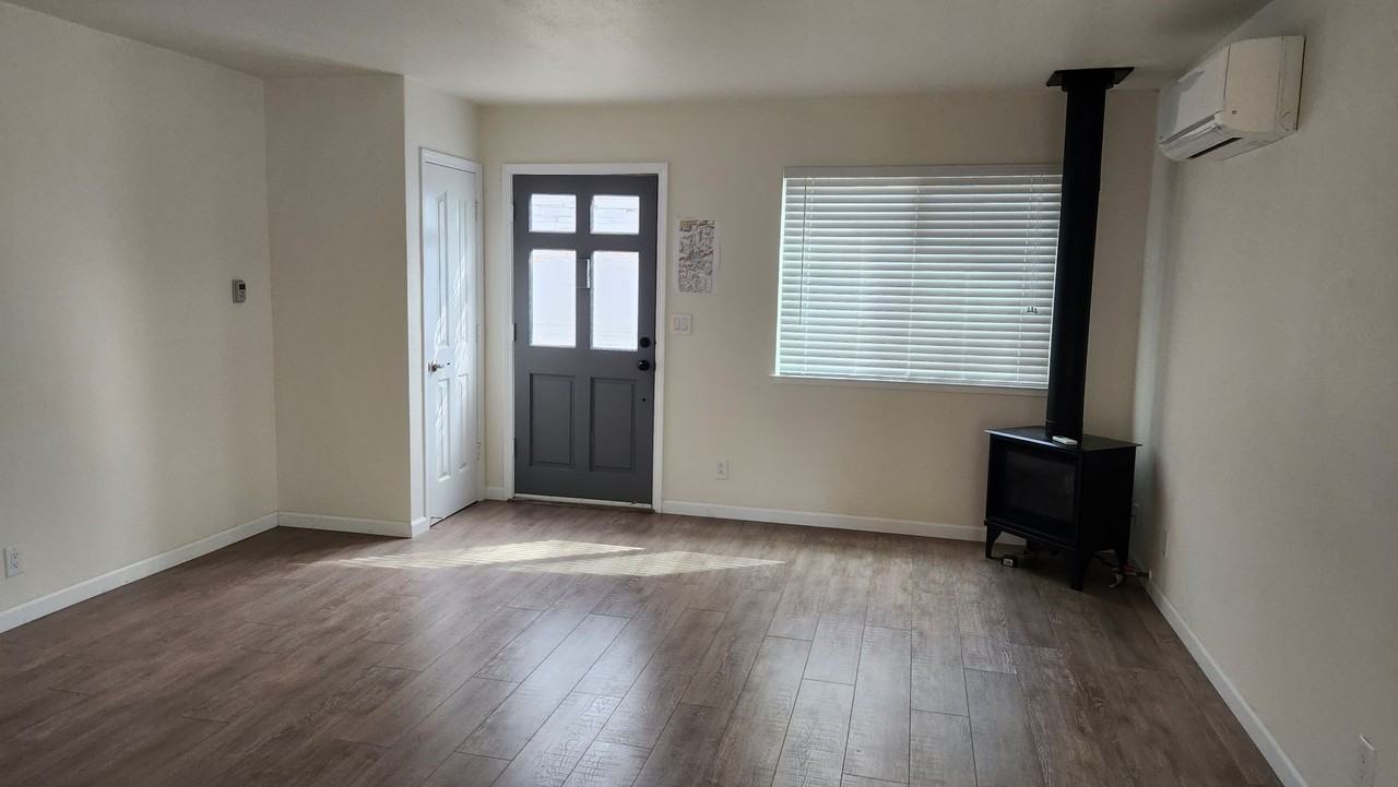 14346 Knobcone Dr - Photo 2 of 16