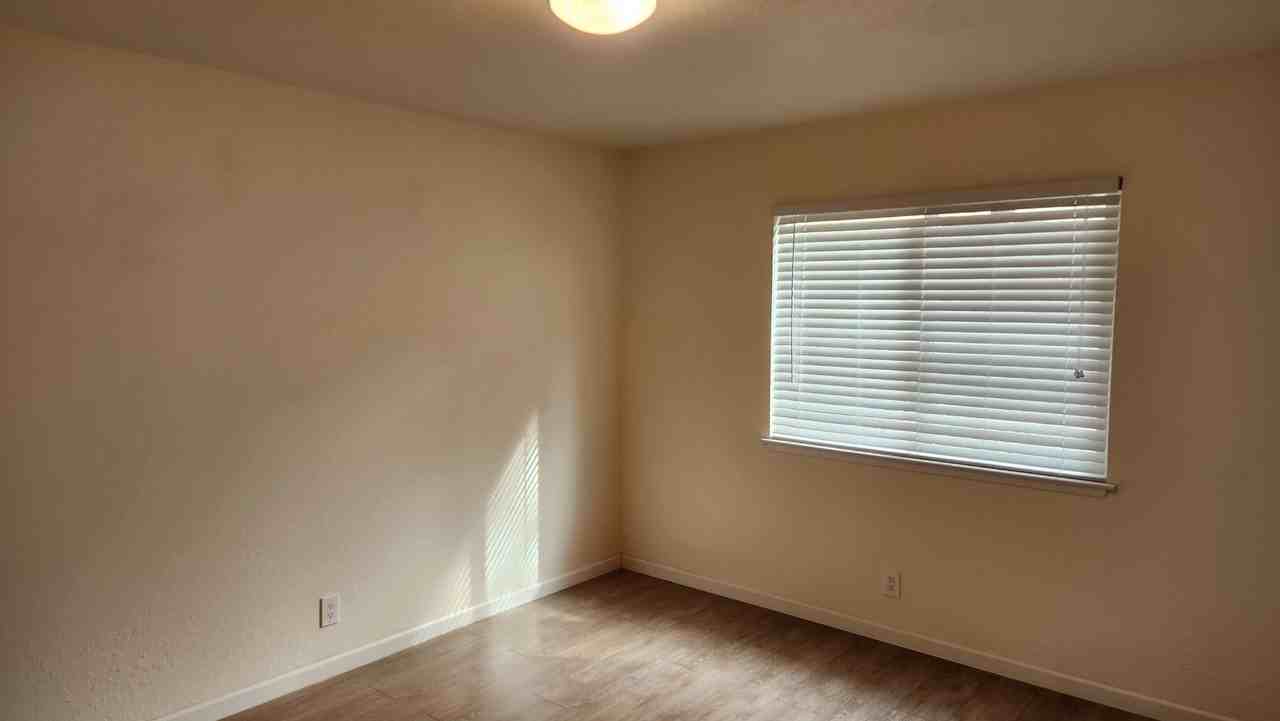 14346 Knobcone Dr - Photo 5 of 16
