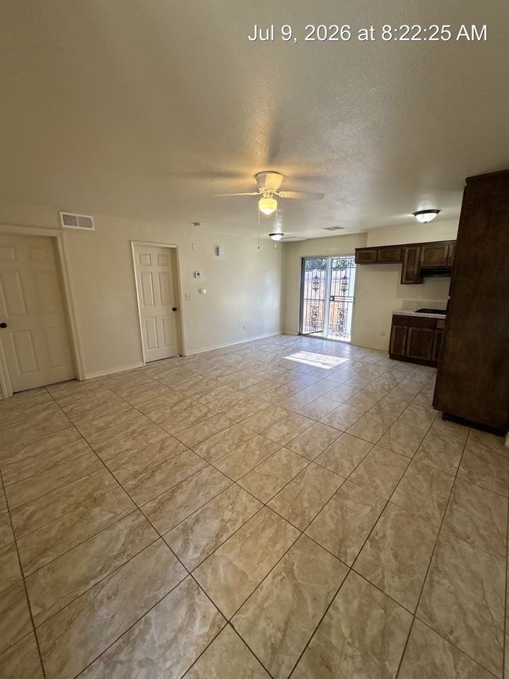 3182 - Photo 3 of 26