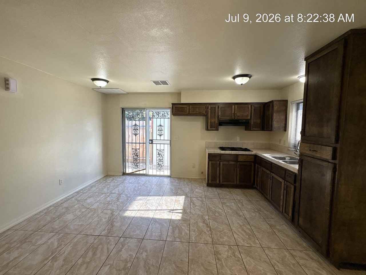 3182 - Photo 5 of 26