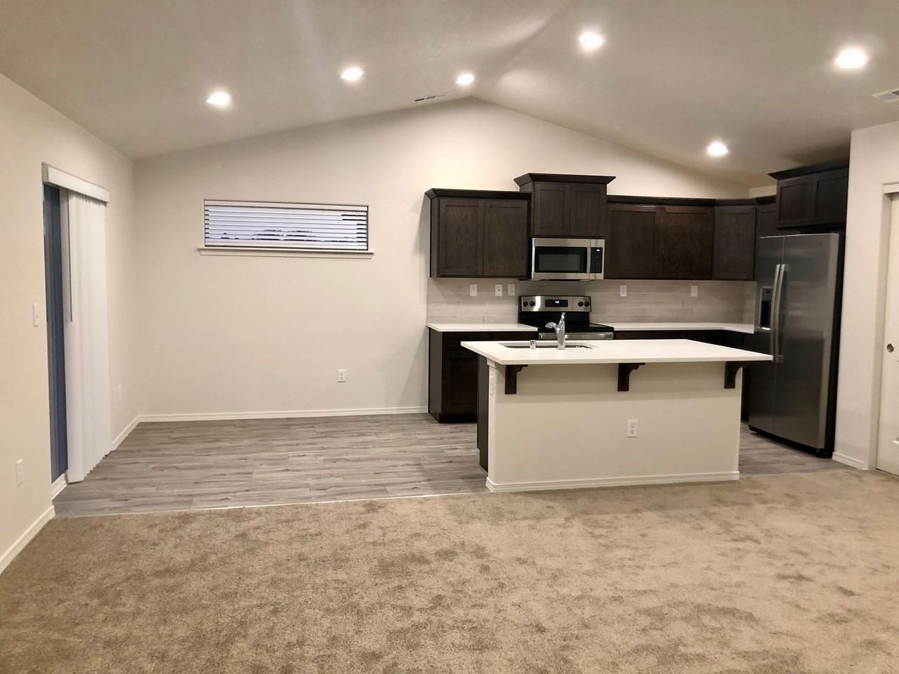 4213 W Wood Ct - Photo 3 of 22