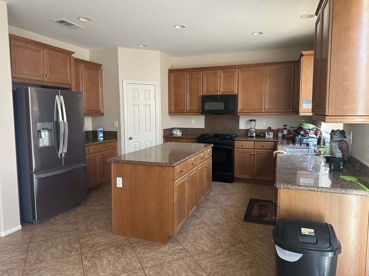 655 Suncup Cir - Photo 5 of 10