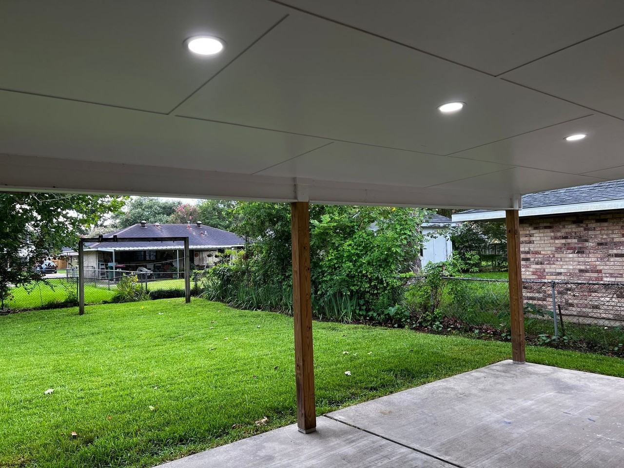 118 Sorority Dr - Photo 4 of 16