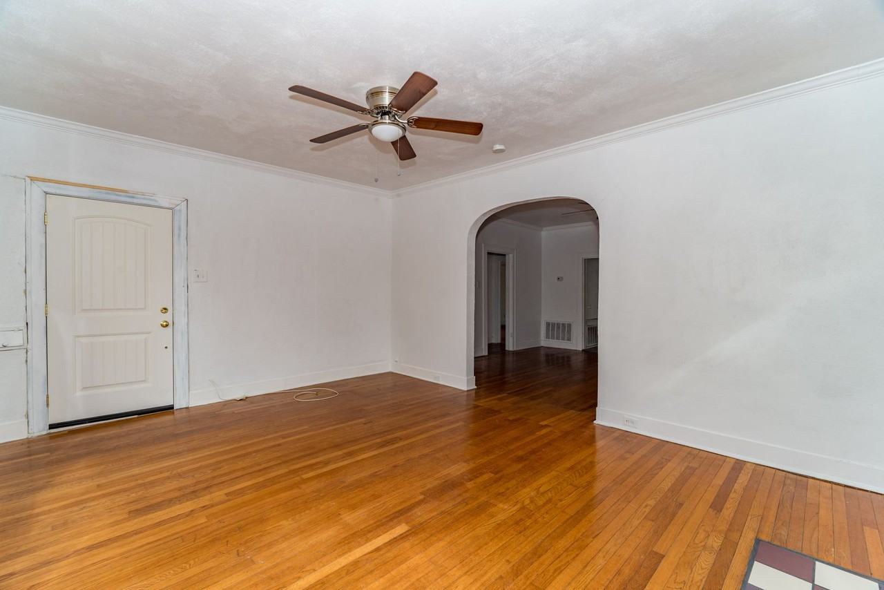 469 E Magnolia Ave - Photo 5 of 26