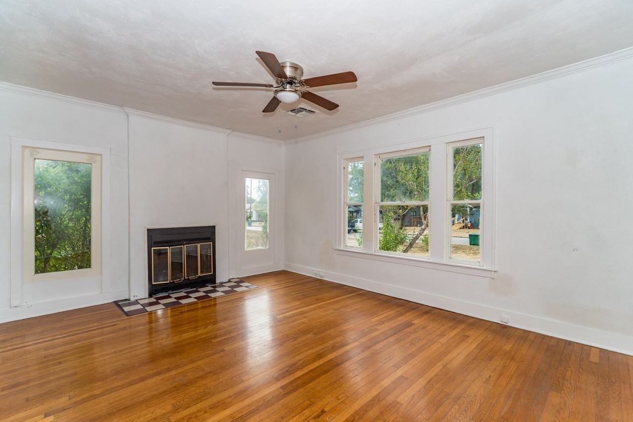 469 E Magnolia Ave - Photo 7 of 26