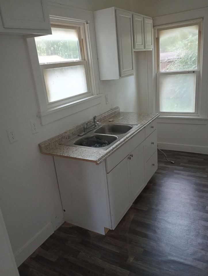 2160 S Martin Luther King Jr Dr - Photo 2 of 6