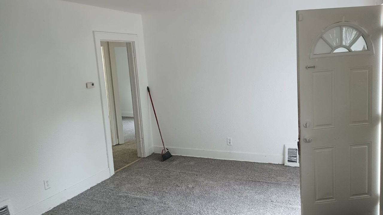 2160 S Martin Luther King Jr Dr - Photo 5 of 6