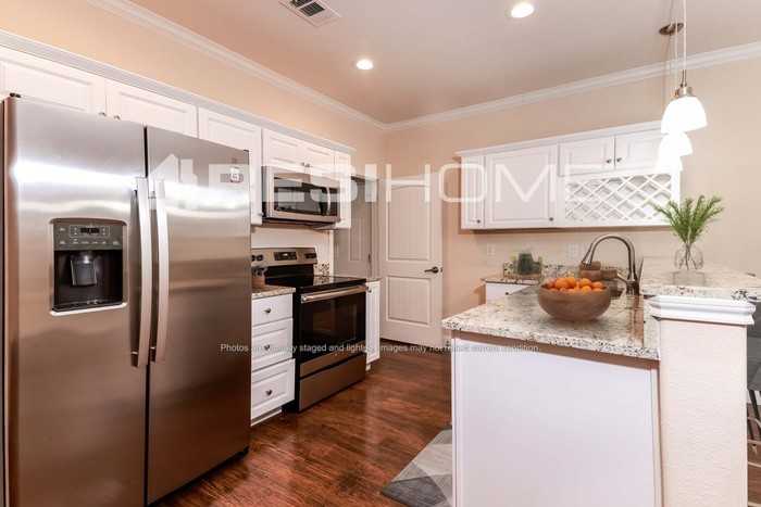 103 Griffin St - Photo 2 of 17