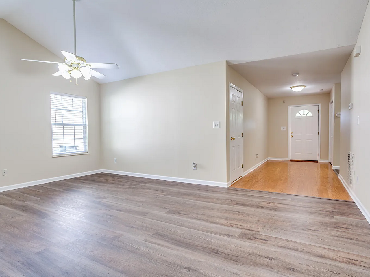 947 Spring Park Rd - Photo 6 of 14
