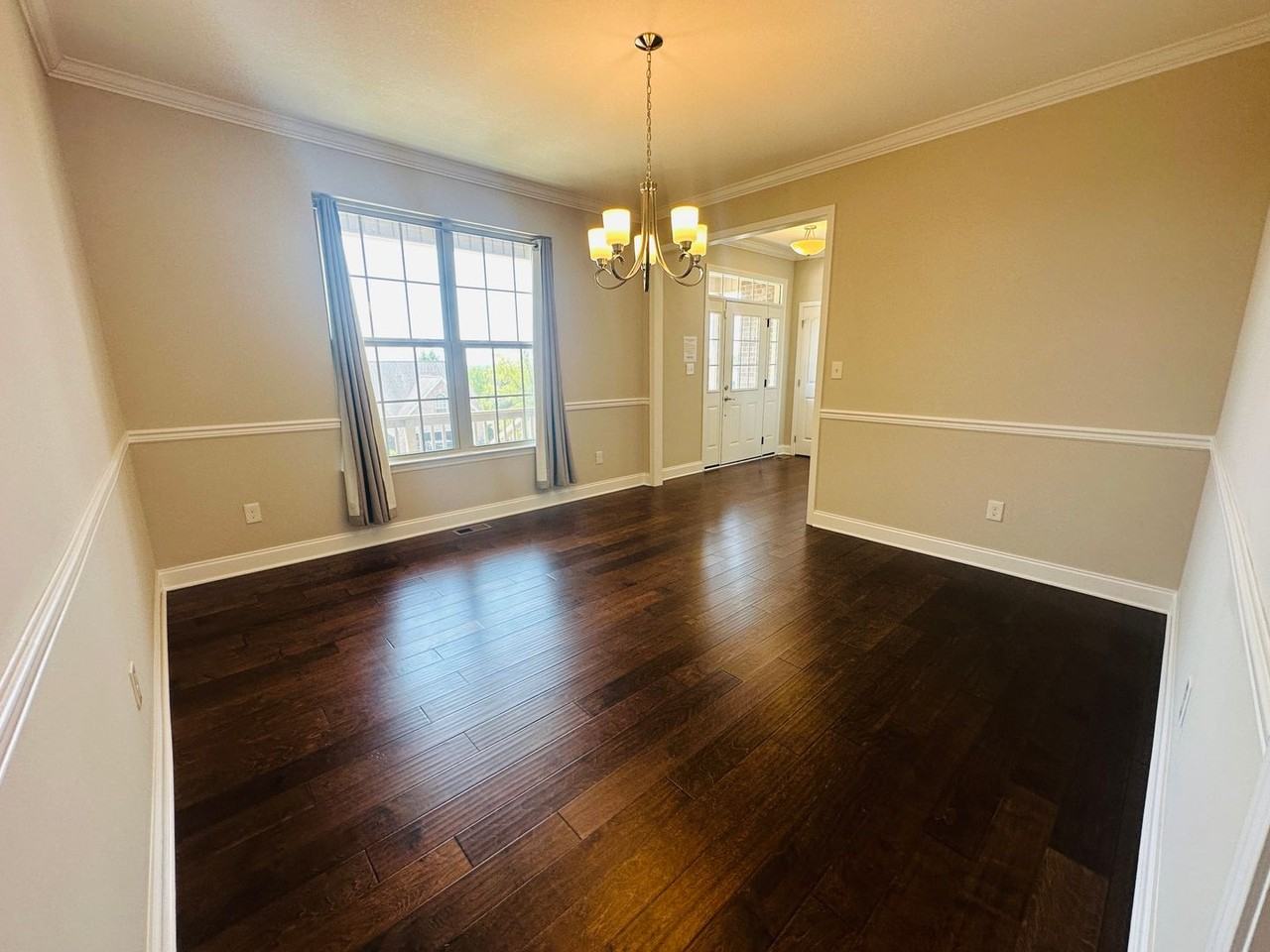 6311 Lantern Ridge Ln - Photo 3 of 50