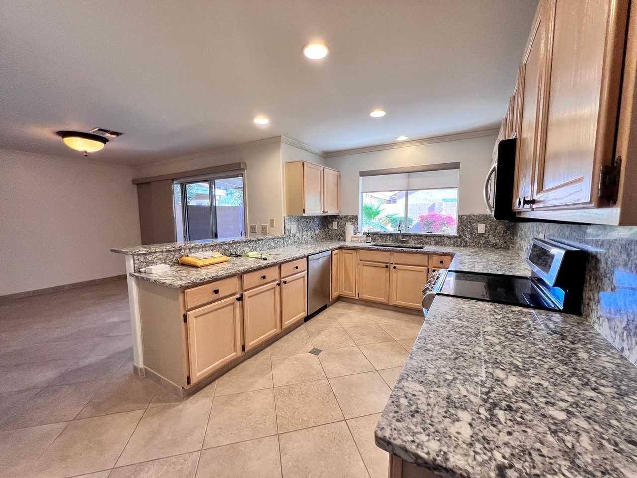 3310 E Nighthawk Way - Photo 3 of 34