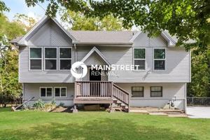 featured image of 15505 Vicie Ave