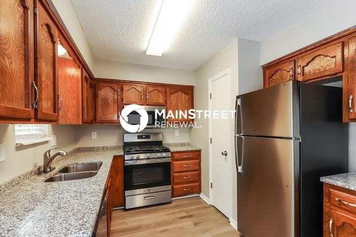 15505 Vicie Ave - Photo 6 of 18