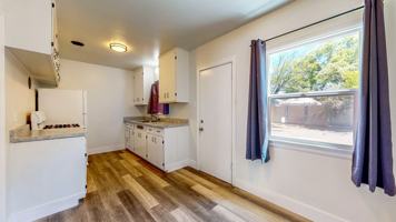 featured image of 560 Mcconnell Ave