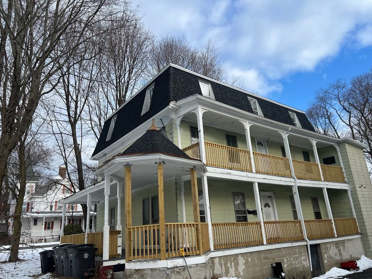 222 Chestnut St - Photo 2 of 21