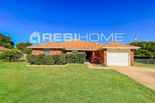 209 Madre Cir - Photo 1 of 1