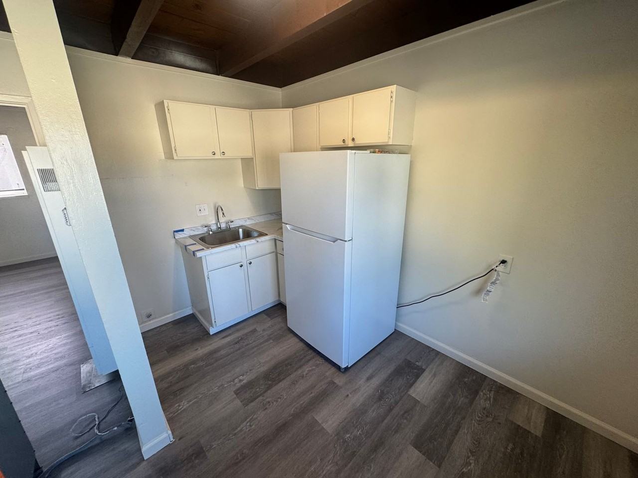 419 - 67 N. Jackson Avenue - Photo 6 of 13