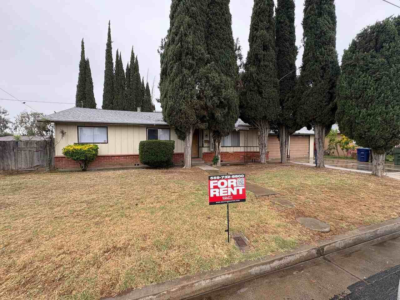690 W North Way