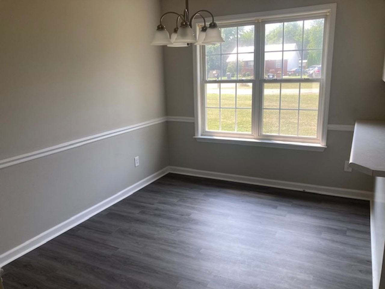 704 Seaton Ct - Photo 6 of 19
