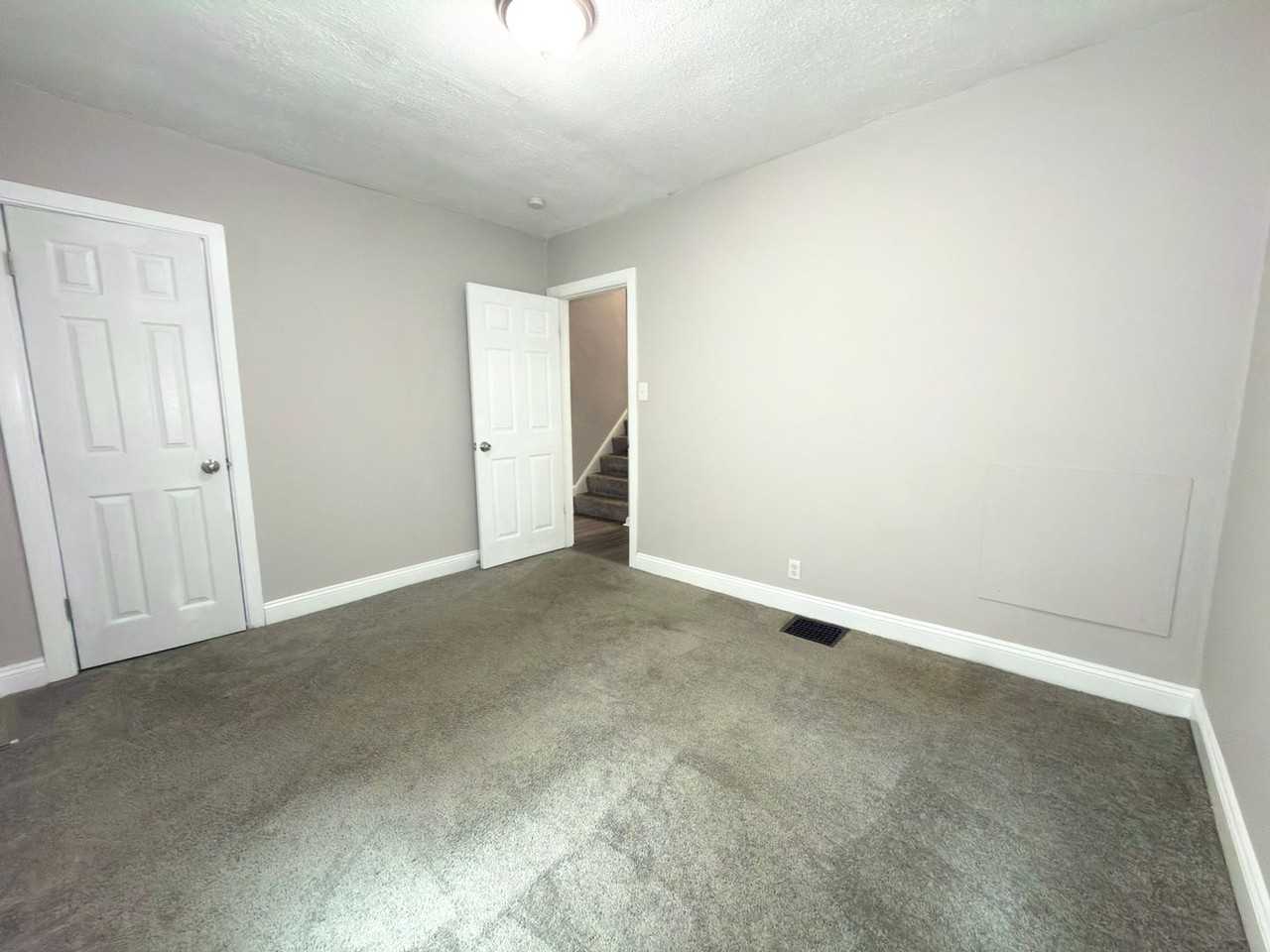 1708 Hunt Rd - Photo 7 of 16