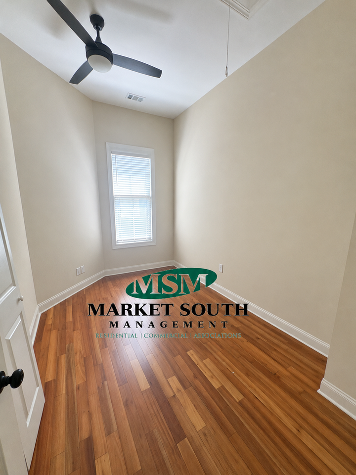 211 W Henry St Frnt - Photo 5 of 11