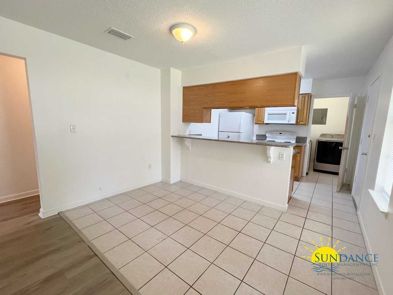 116 Brentwood Ln - Photo 4 of 15