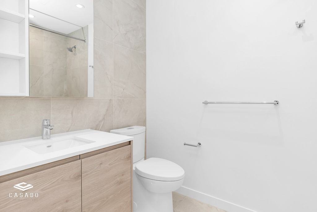 660 Quayside Drive #2905 - Photo 6 of 24