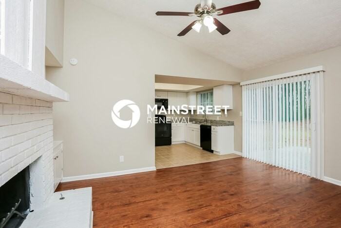 6775 Timberclair Ct - Photo 4 of 15