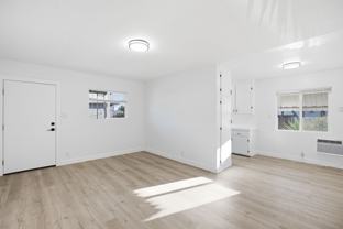 6860-6870 Hazeltine Avenue - Photo 1 of 1