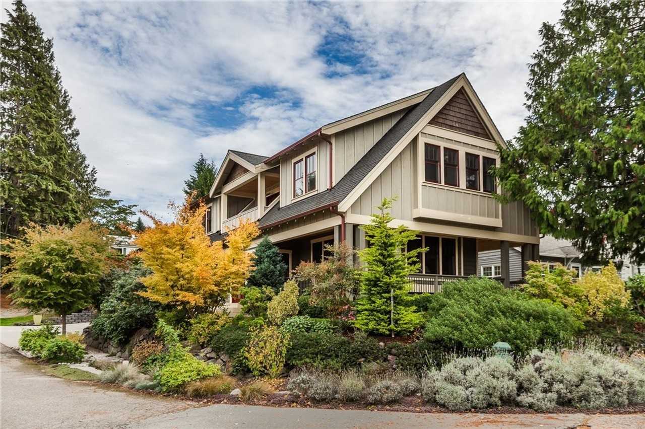 9648 26th Ave Nw - Photo 3 of 23