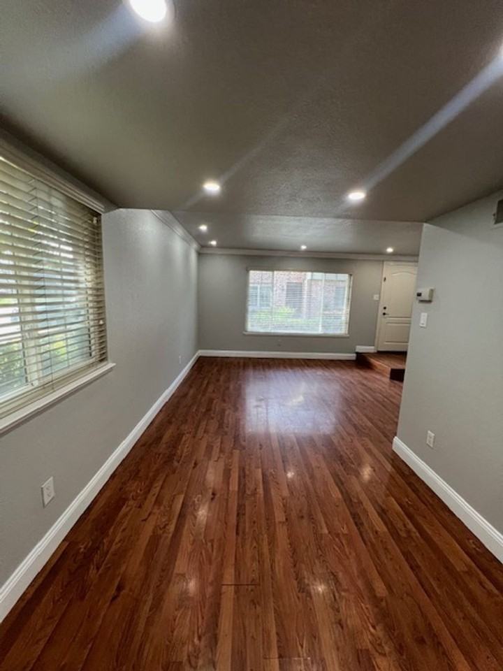 1966 Benita Dr #4 - Photo 6 of 21