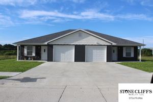 featured image of 518 Kinleigh Dr