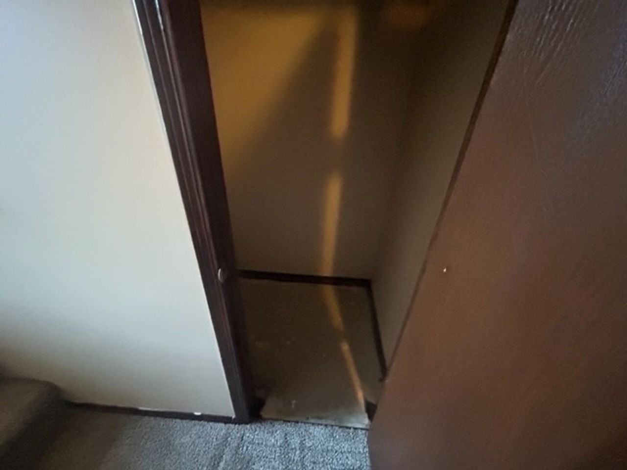 240 S Sheridan St - Photo 7 of 19