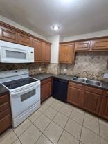 3215 S Chase Ave - Photo 1 of 1