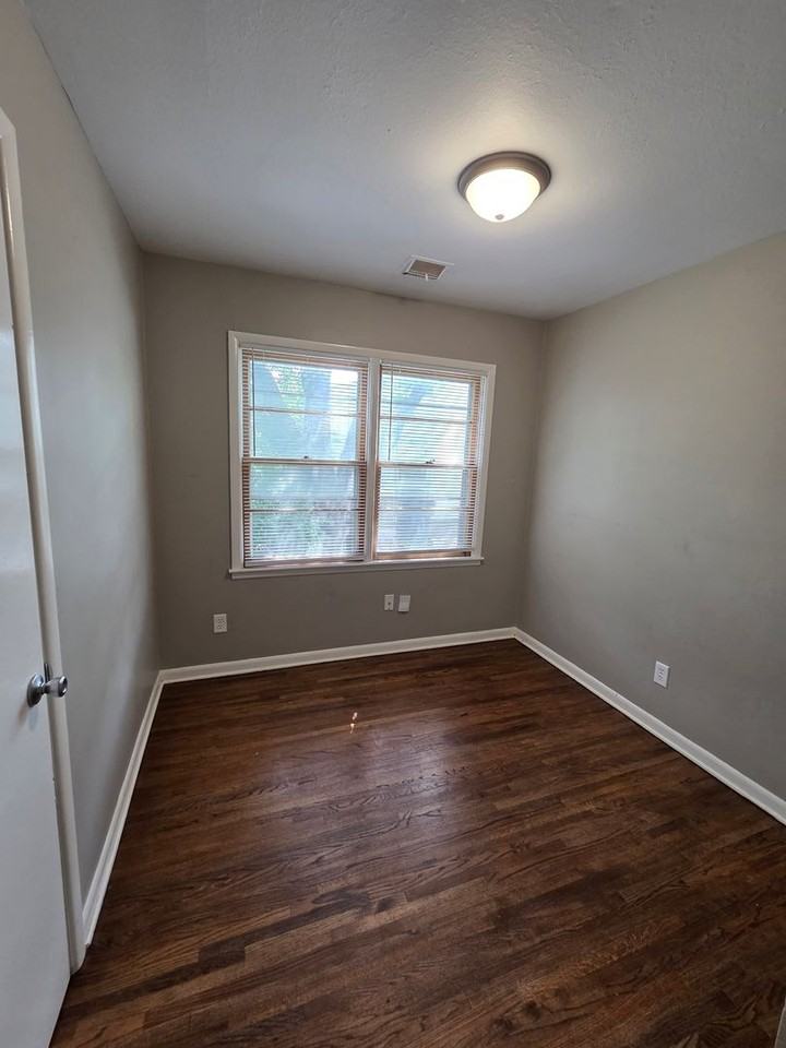2416 W Rita St - Photo 5 of 14