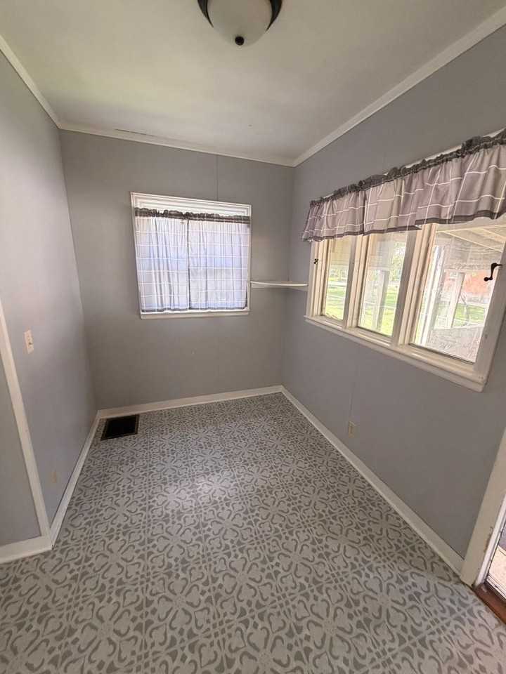 15 Boehler St - Photo 6 of 23