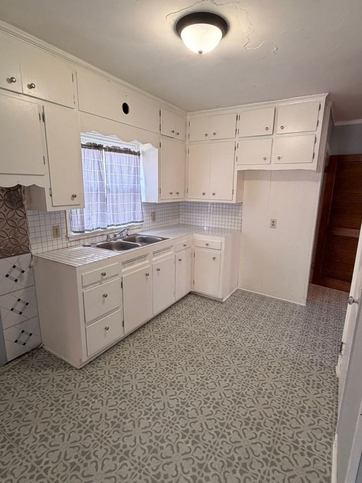 15 Boehler St - Photo 7 of 23