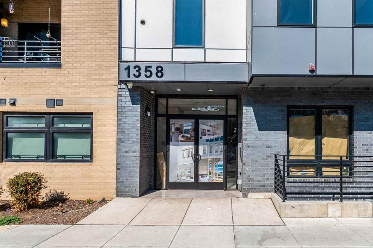 1358 Florida Ave NE - Photo 3 of 30