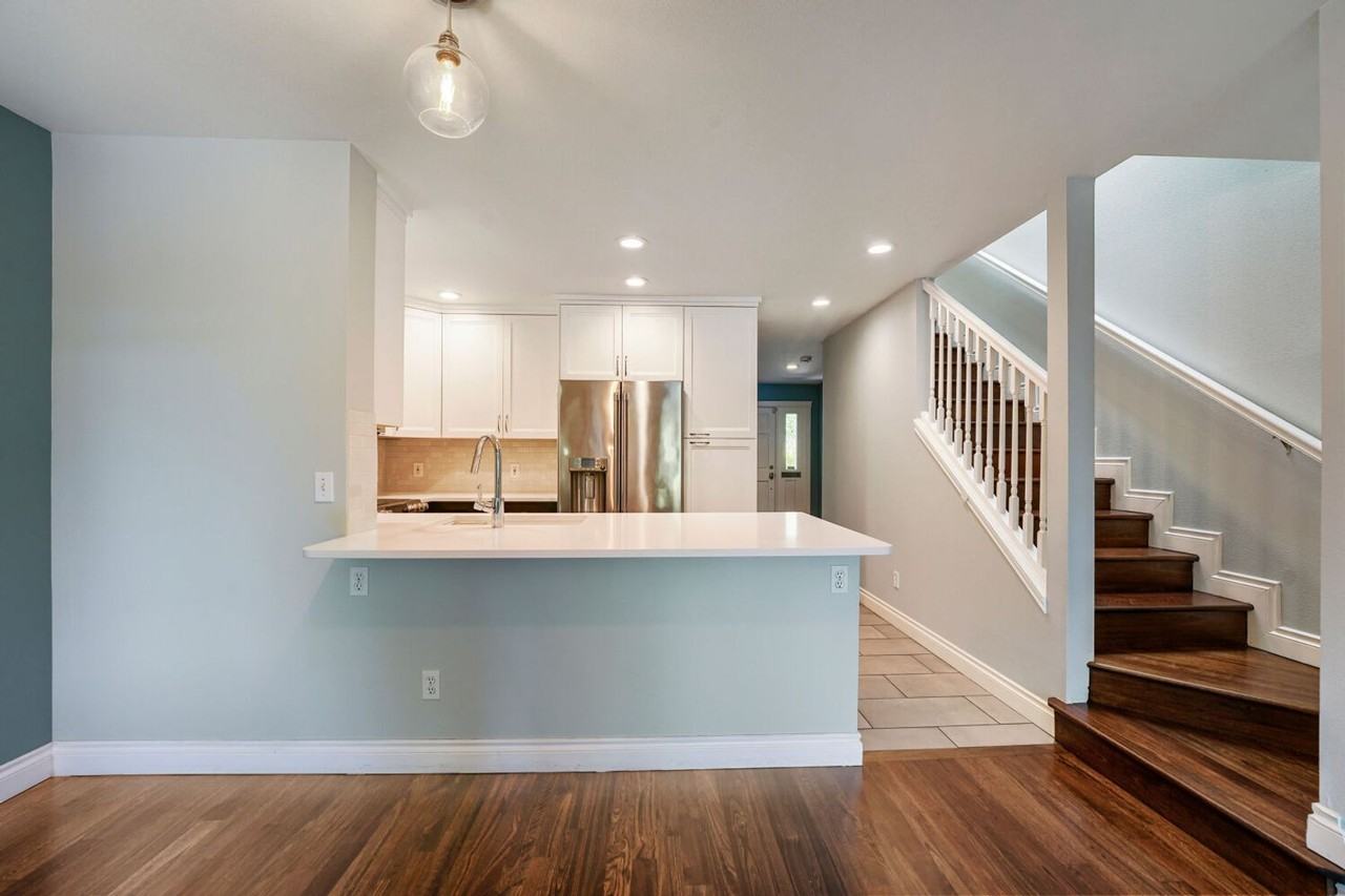 3801 22nd Ave Sw - Photo 4 of 29