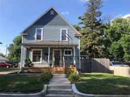 featured image of 1430 6th Ave S