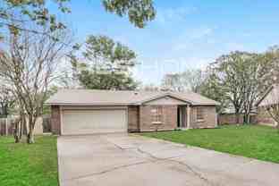 913 Pepperidge Ct - Photo 1 of 1