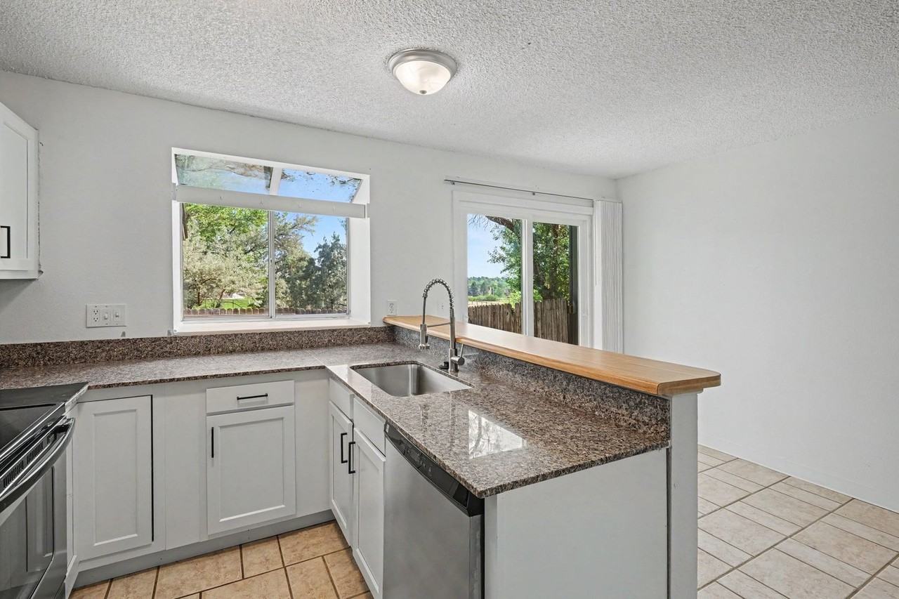 17385 E Rice Cir #D - Photo 7 of 23