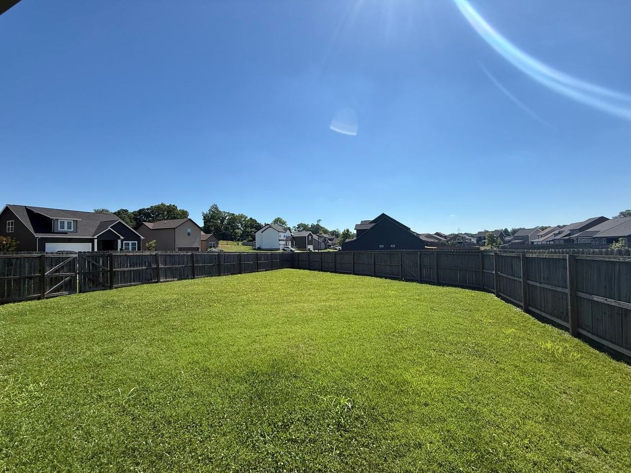 1142 Eagles View Dr - Photo 3 of 15