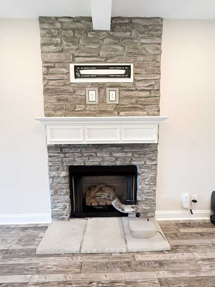 1142 Eagles View Dr - Photo 5 of 15