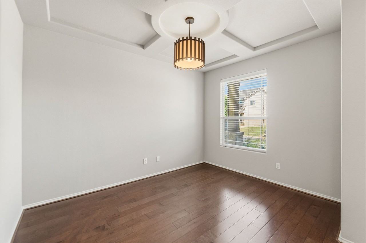 7312 Lookout Bluff Ter - Photo 5 of 50