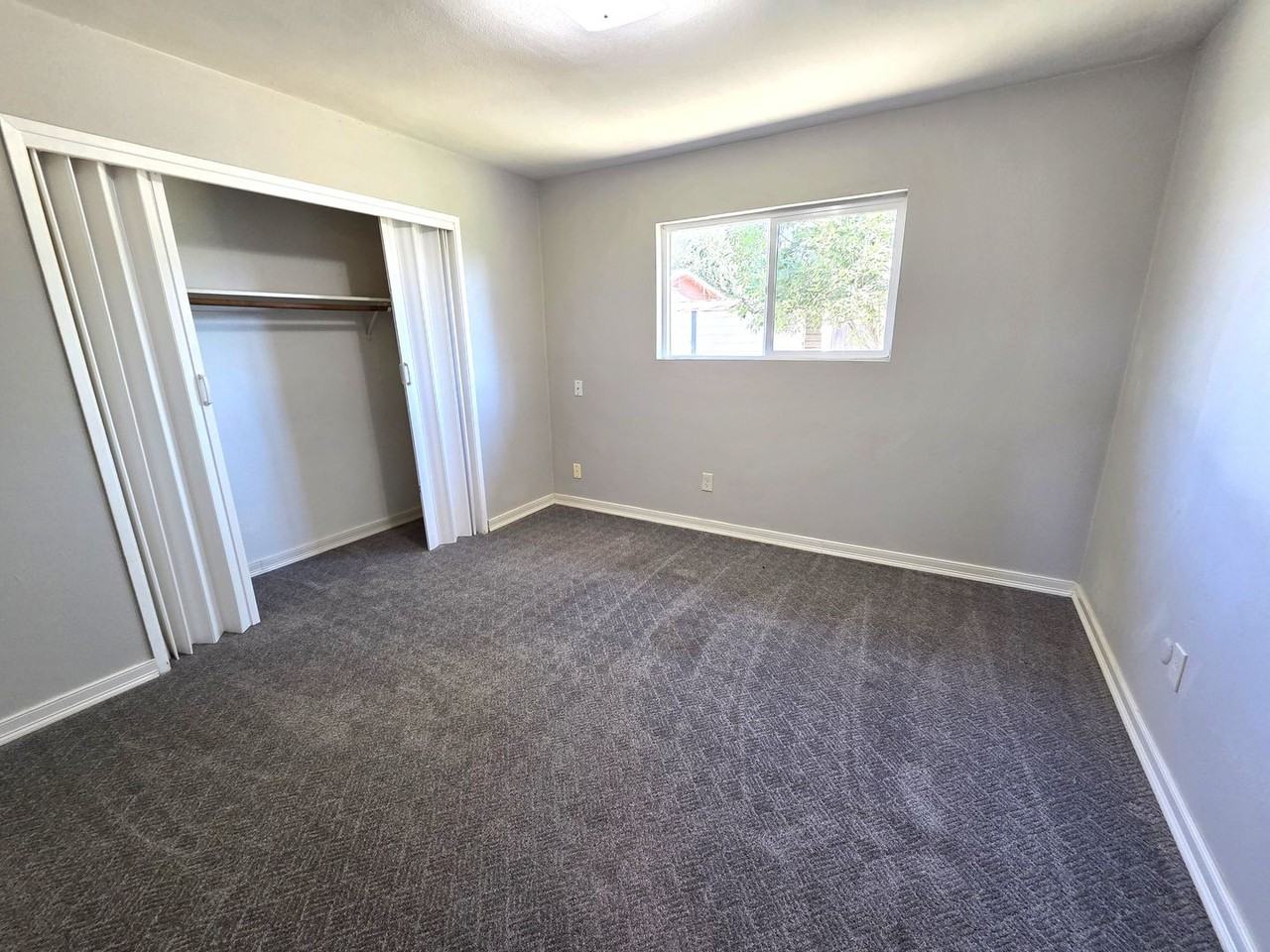 1800 W School Ave - Photo 5 of 10