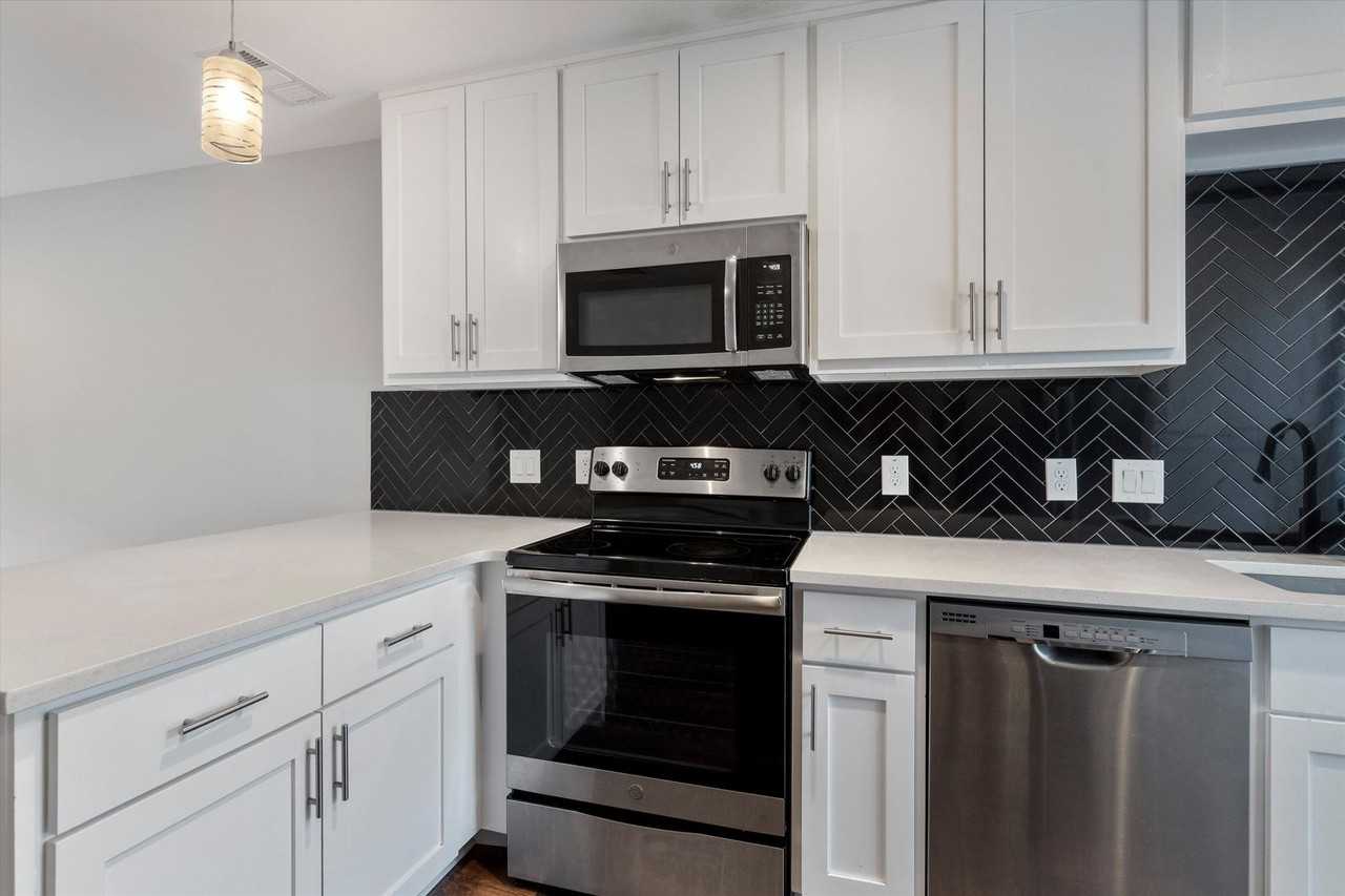3810 Southway Dr #103 - Photo 7 of 24