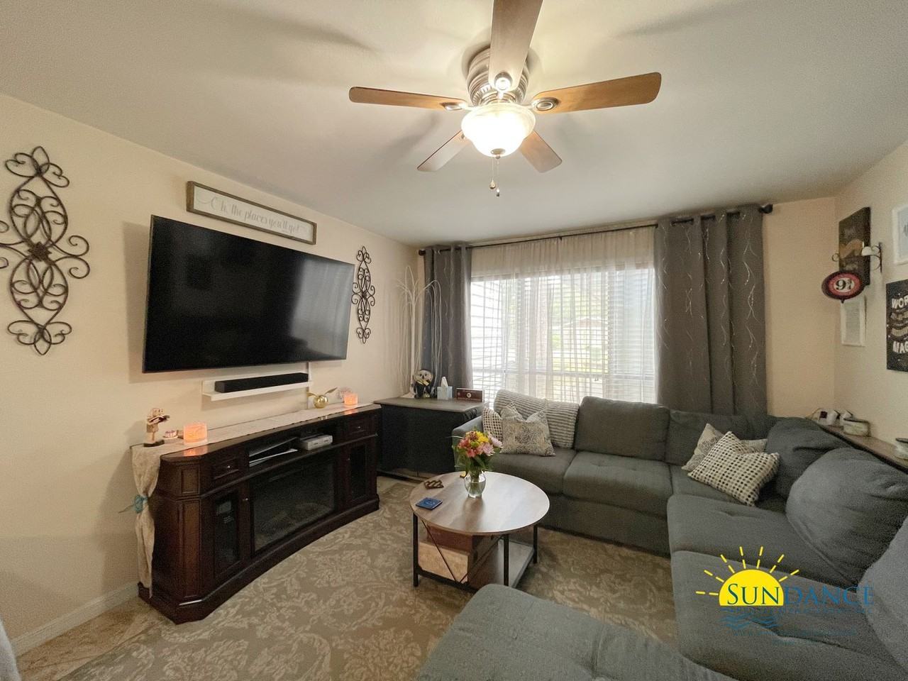 42 7th Ave - Photo 3 of 27