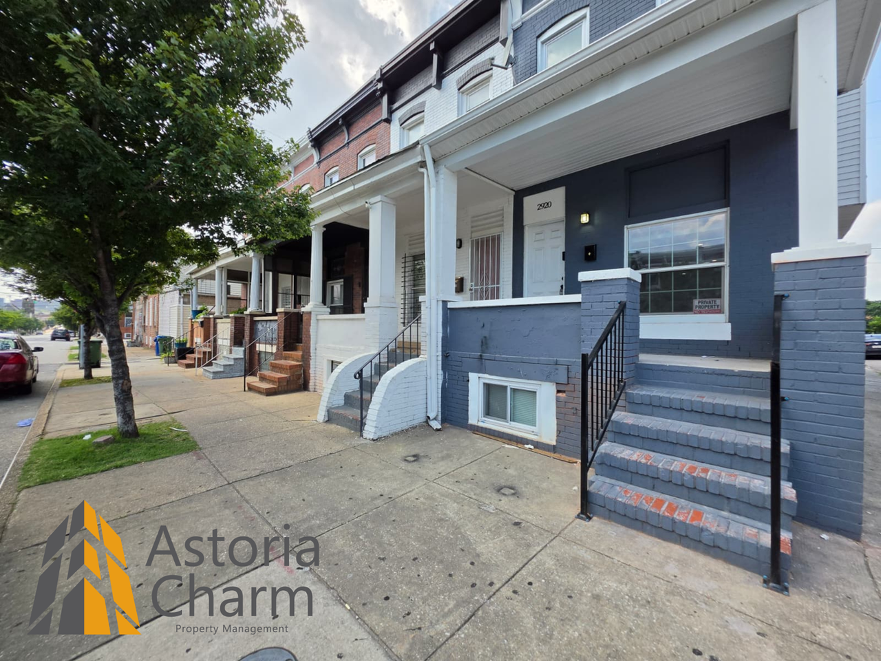 2920 E Madison St - Photo 2 of 30